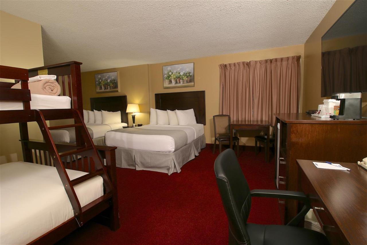 Clarion Pointe Hotell Medicine Hat Exteriör bild