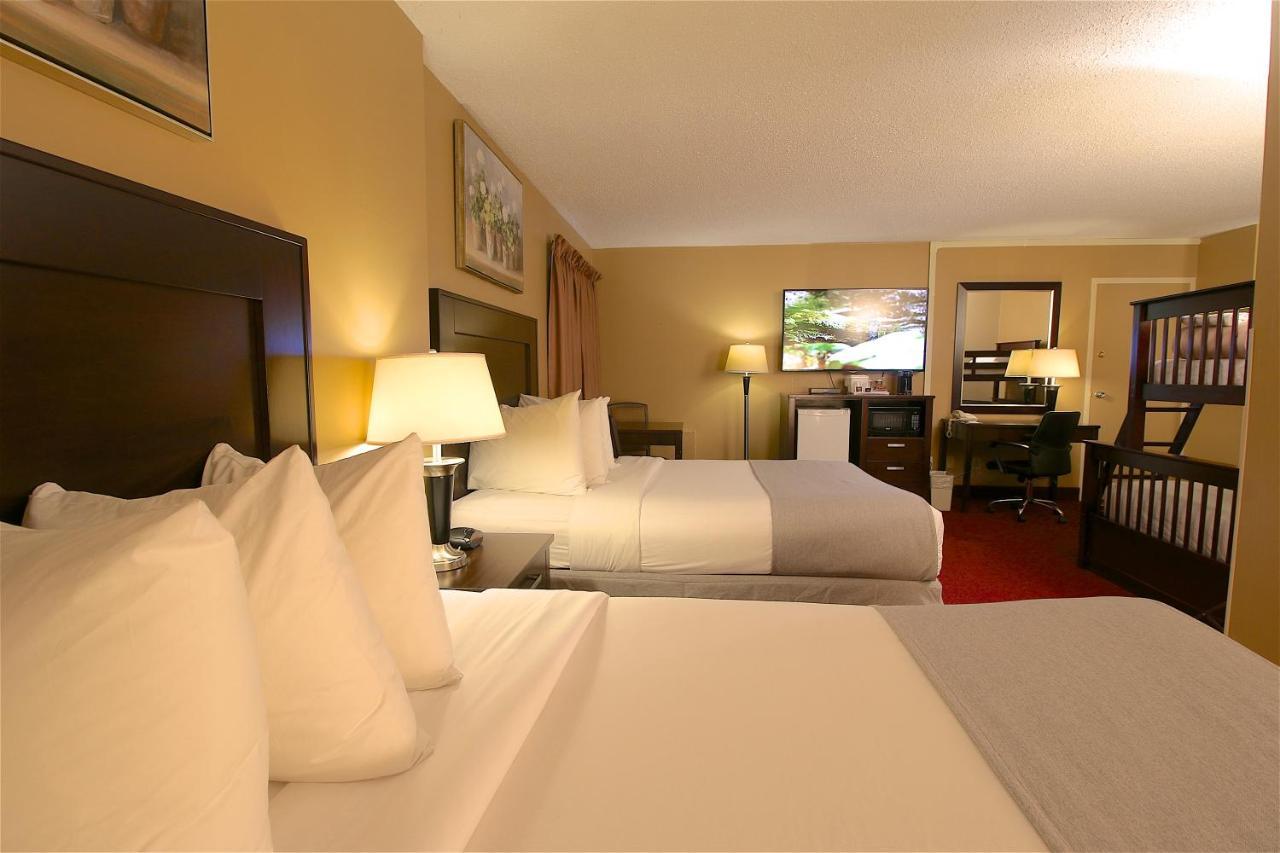 Clarion Pointe Hotell Medicine Hat Exteriör bild
